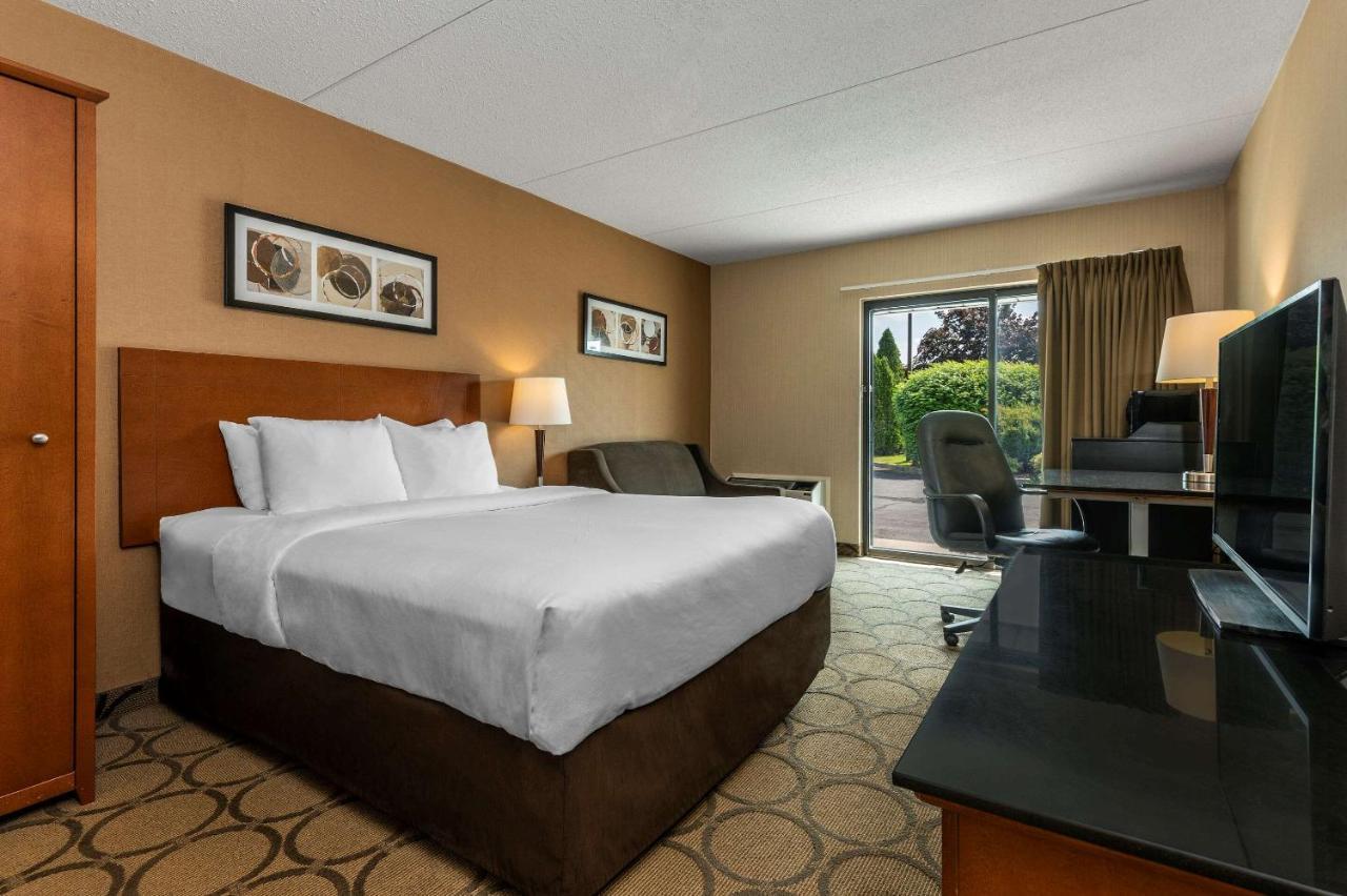 Comfort Inn Sherbrooke Extérieur photo