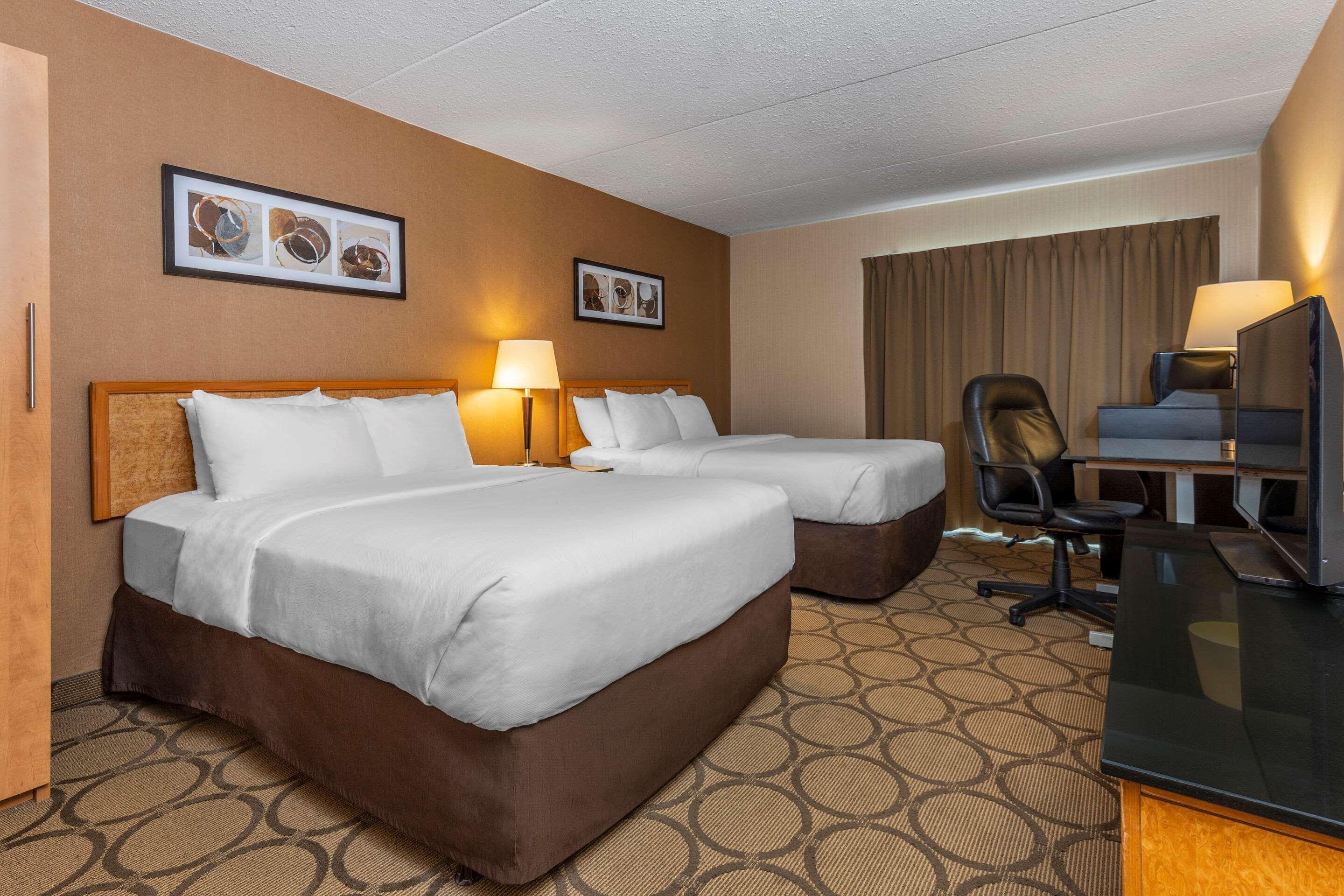 Comfort Inn Sherbrooke Extérieur photo