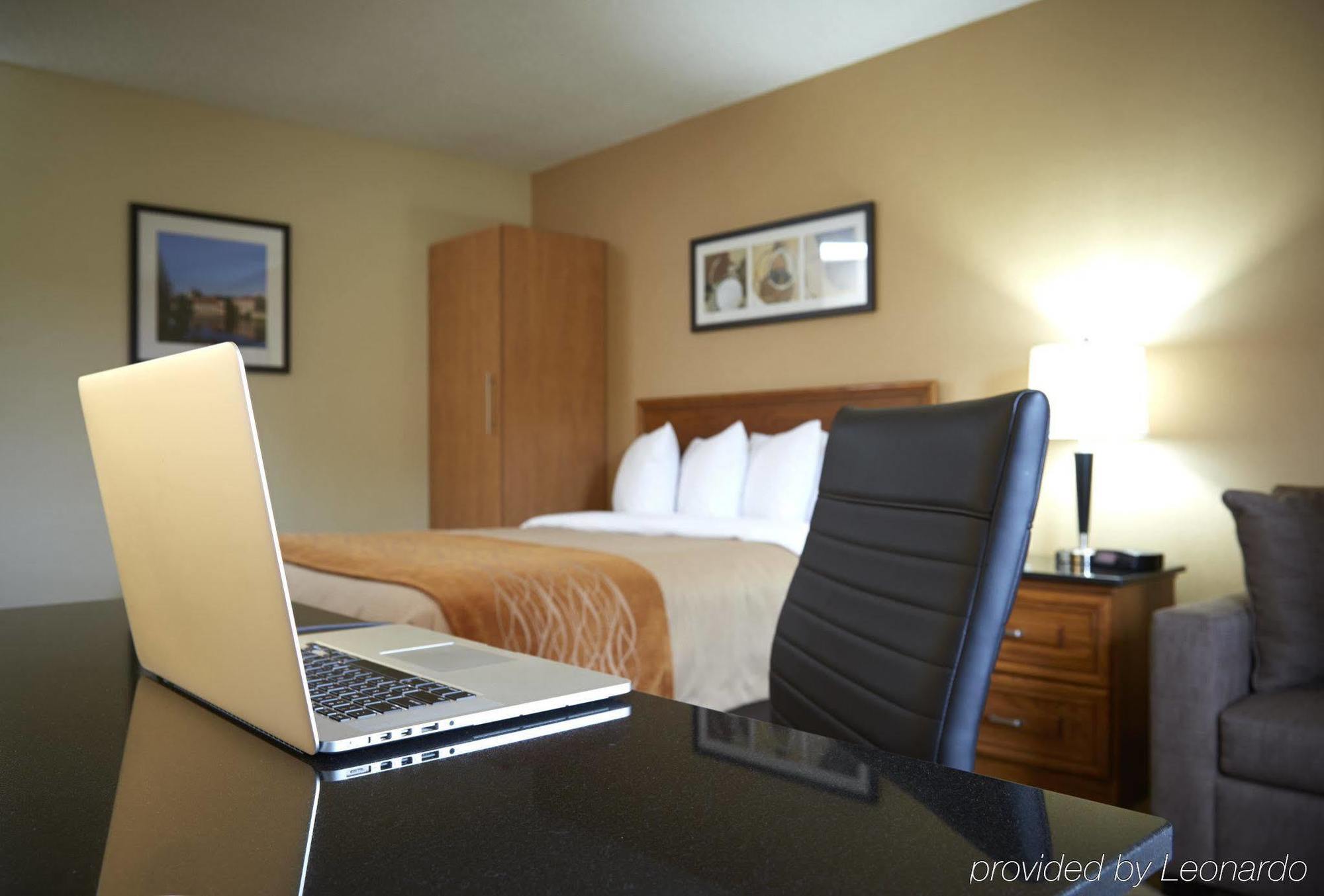 Comfort Inn Sherbrooke Extérieur photo