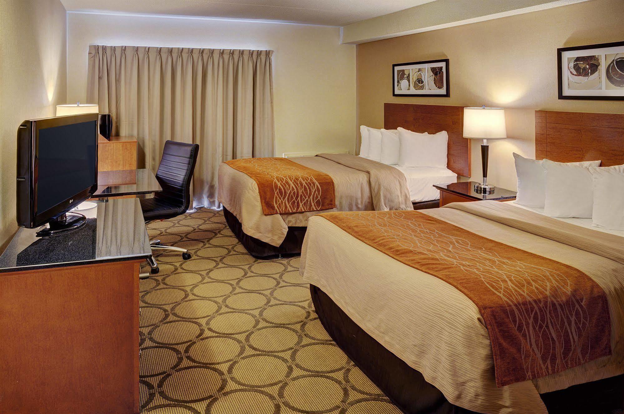Comfort Inn Sherbrooke Extérieur photo